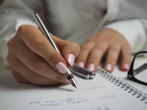 Read more about the article Seperti Inilah Ilmu dari Makna Grafia Handwriting Analysis